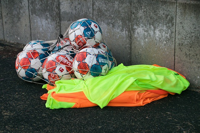 屡次参与 屡次参与